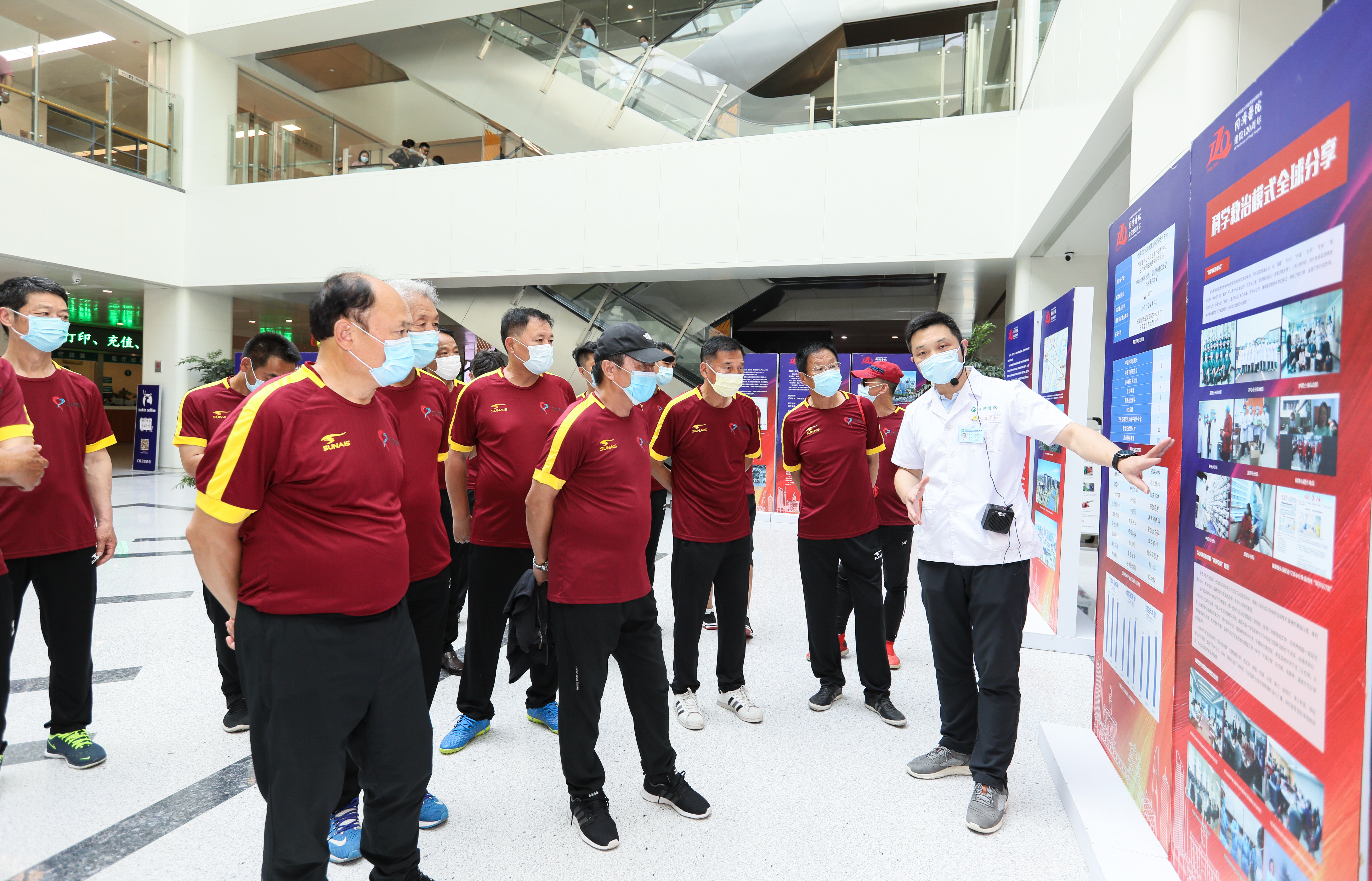 致敬武汉防疫一线医务人员,致敬武汉本土抗疫情白衣天使