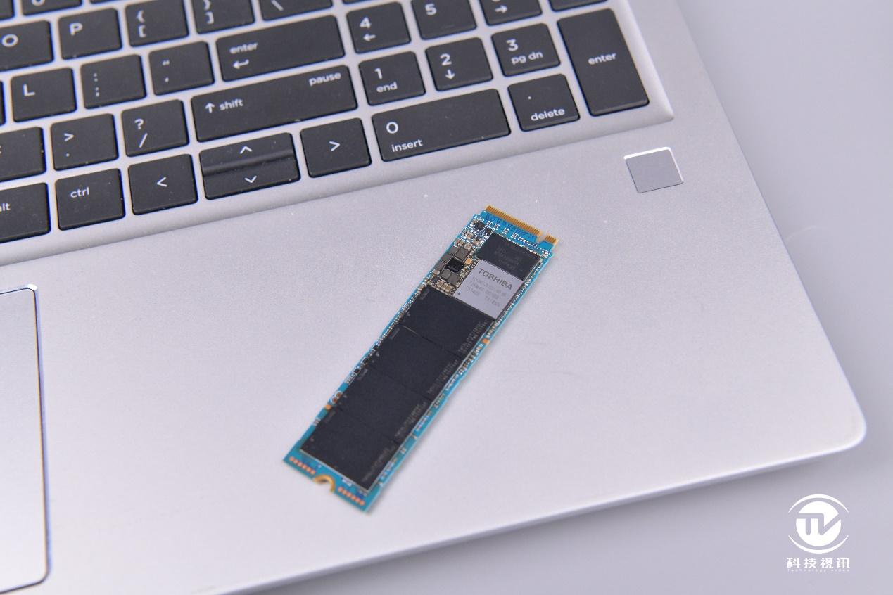东芝a100固态硬盘评测,东芝rc500nvme固态硬盘开箱视频