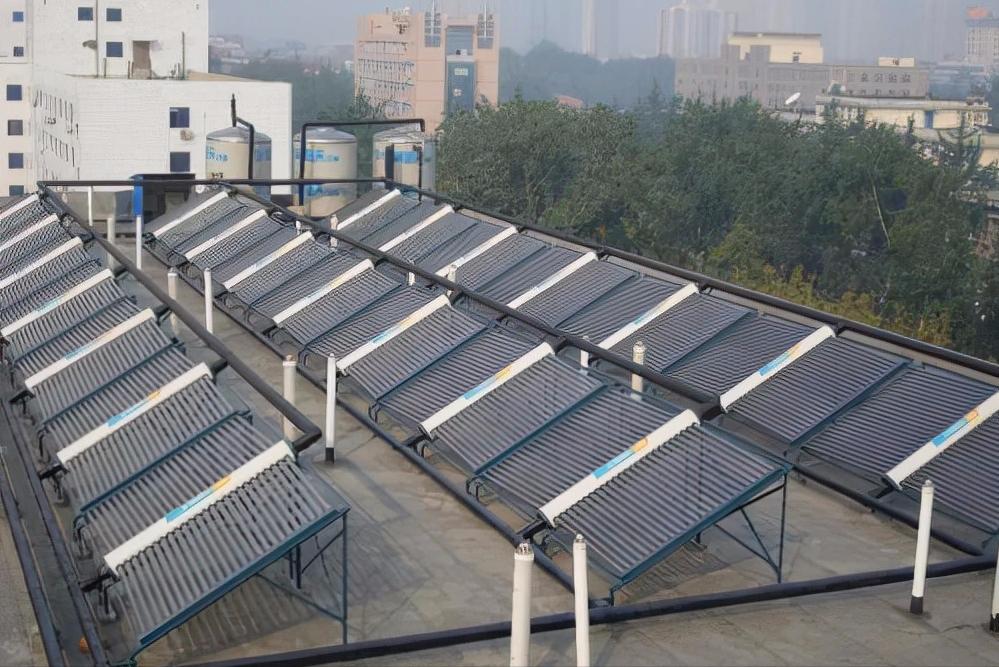 农村空气能热水器和太阳能哪个好,太阳能热水器与空气能热水器价格