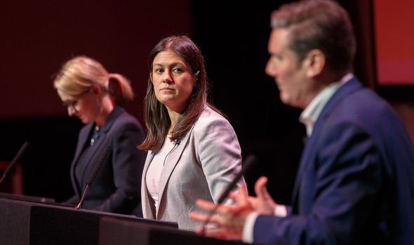 英国女王是否有权解散议会,英国女王批准解散议会