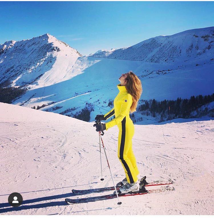 都穿什么牌子滑雪服,哪个牌子的滑雪服最好看