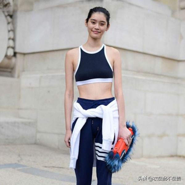 为什么去健身房要穿紧身衣,为什么去健身房的女人身材好