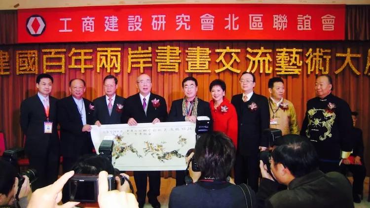 掌上乾坤指间生花世界级艺术家-贾同辉的“指墨”风釆