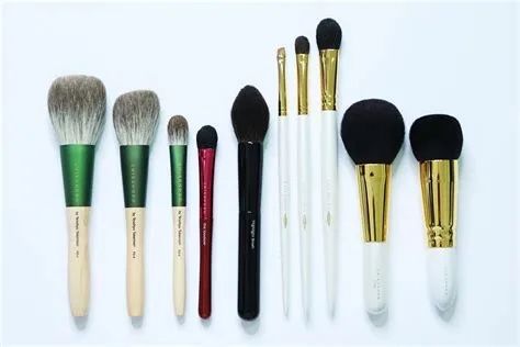 我终于找到比美妆蛋省粉100倍的宝藏刷子