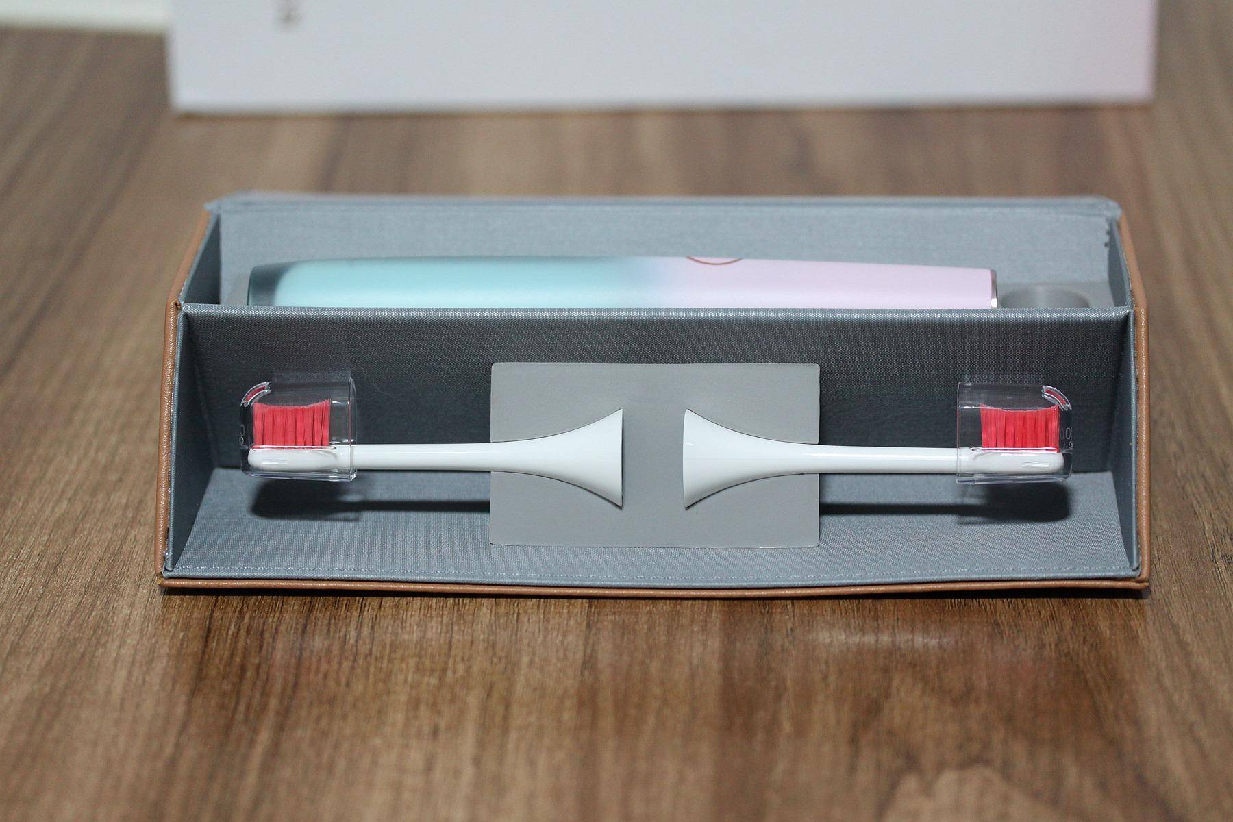 罗曼电动牙刷t40礼盒,罗曼电动牙刷t40怎样上刷头