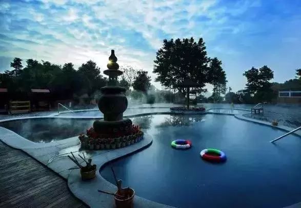 温泉酒店私人泡池成都周边,成都周边泡私汤温泉推荐