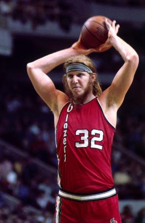 nba现役中锋堪比奥尼尔,现役nba中锋和奥尼尔对比