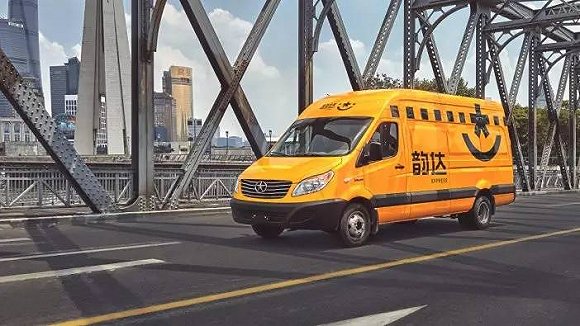 快递员快递被别人老是偷如何处理,快递员偷了货品怎么赔偿