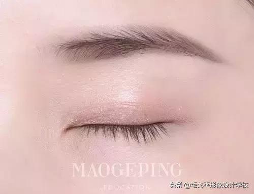 超小眼单眼皮画大眼妆教程,小眼睛眼妆怎么画显大又干净教程