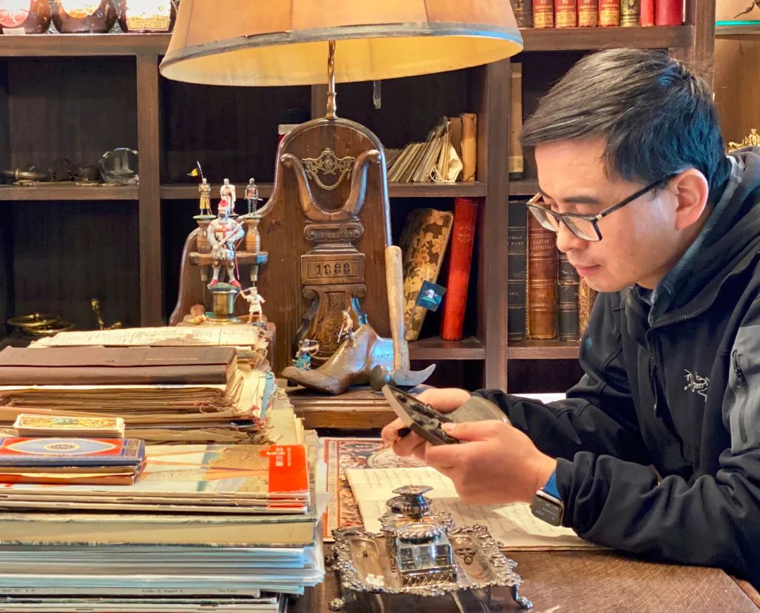 那个苹果工程师，拿着长矛打盹