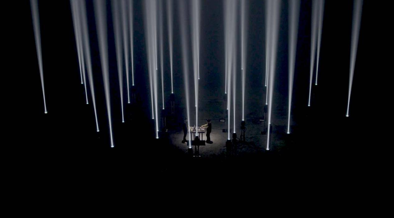 光速怎么被计算出来的,光速是如何计算的呢