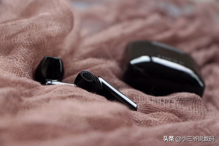 漫步者lollipodspro对比minibuds,漫步者lollipodspro迷你款