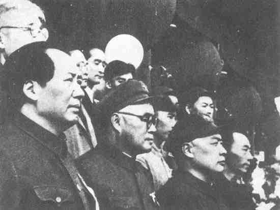 陈毅追悼会即将开始，毛*东泽**：我要参加！周恩来：提高追悼会规格