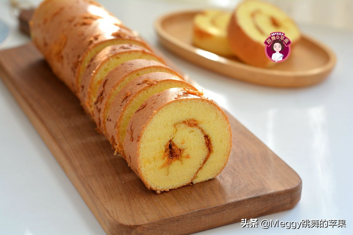 肉松蛋糕卷控出油,肉松蛋糕卷香甜咸香松软馋哭了