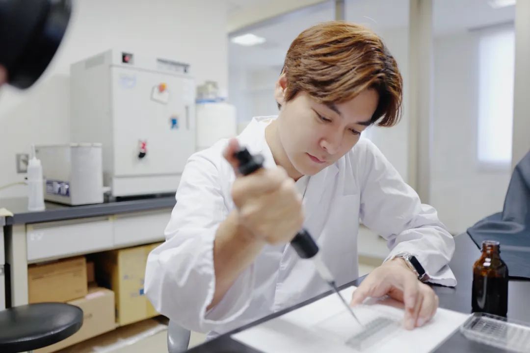 个性消费时代,内容为王的俊平品牌如何批量制造爆款美妆D2C?