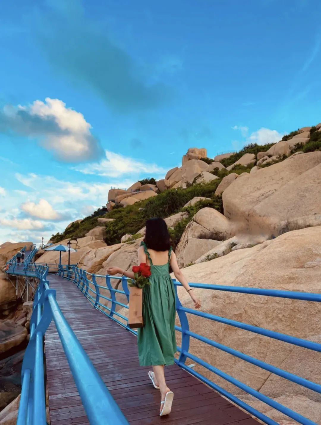 6成人去了这个半岛，都换了微信头像！广东“小希腊”要火了