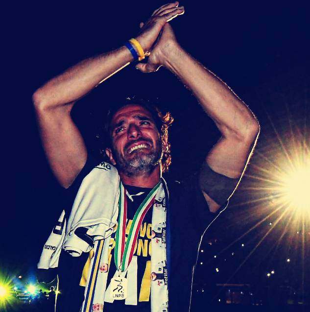 足球的魅力唯有足球不可辜负,足球带给了我欢乐