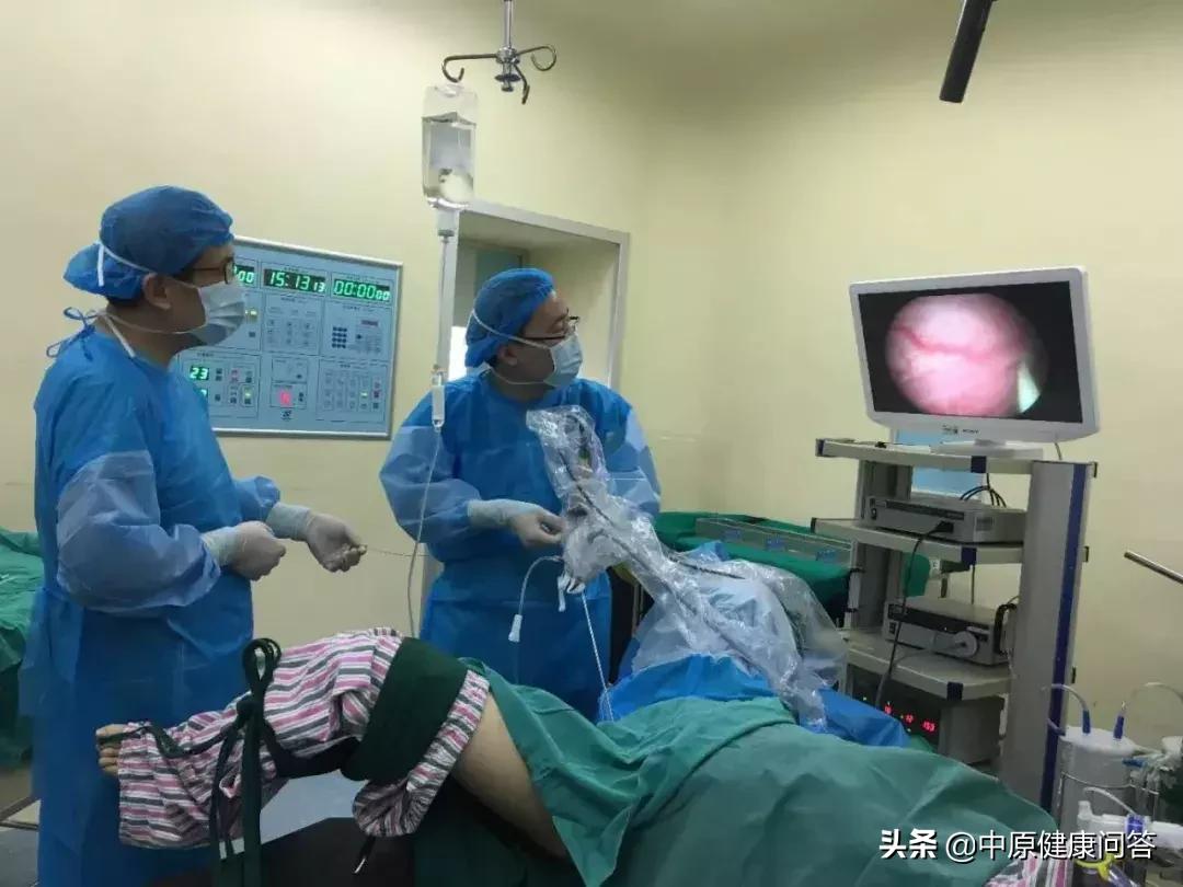 怀孕32周肾积水严重可以剖腹产吗,孕32周肾积水严重要引产吗