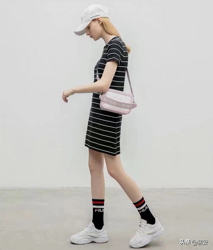 林允穿高档运动鞋,林允穿什么运动鞋