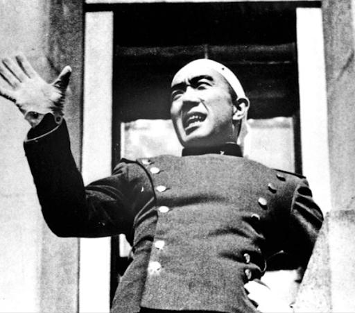 三岛由纪夫蔷薇摄影,三岛由纪夫