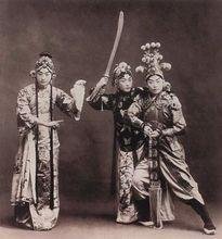 闈掑矝鎴忛櫌,闈掑矝浜哄績涓殑鎴忛櫌