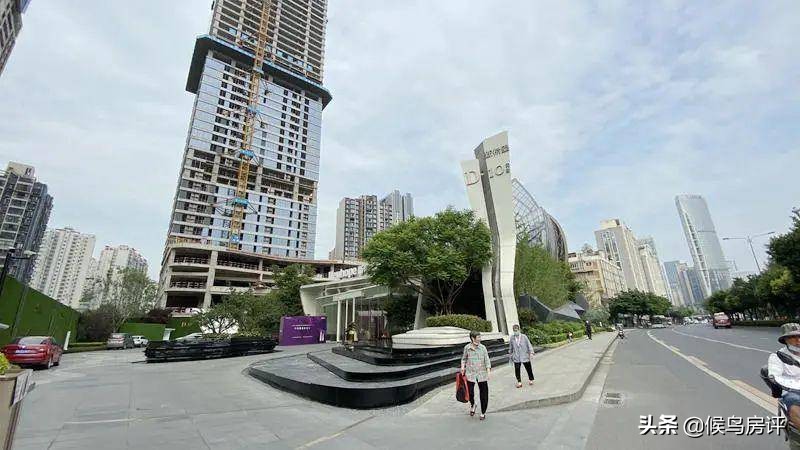 1000万可以买到什么豪车,1000万可以买到怎样的别墅