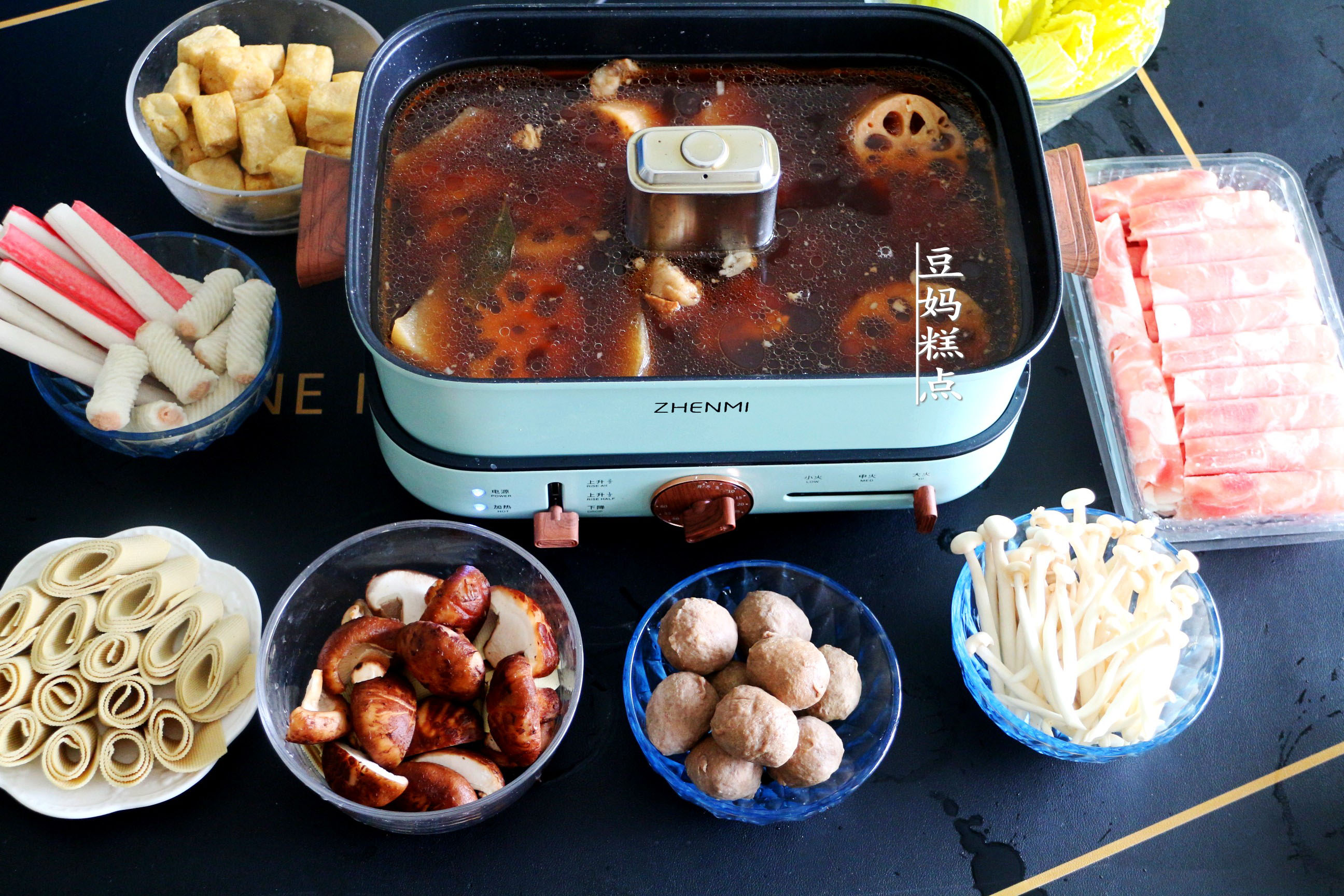 在家怎么熬出来的火锅汤底好吃,简单的自制火锅汤底