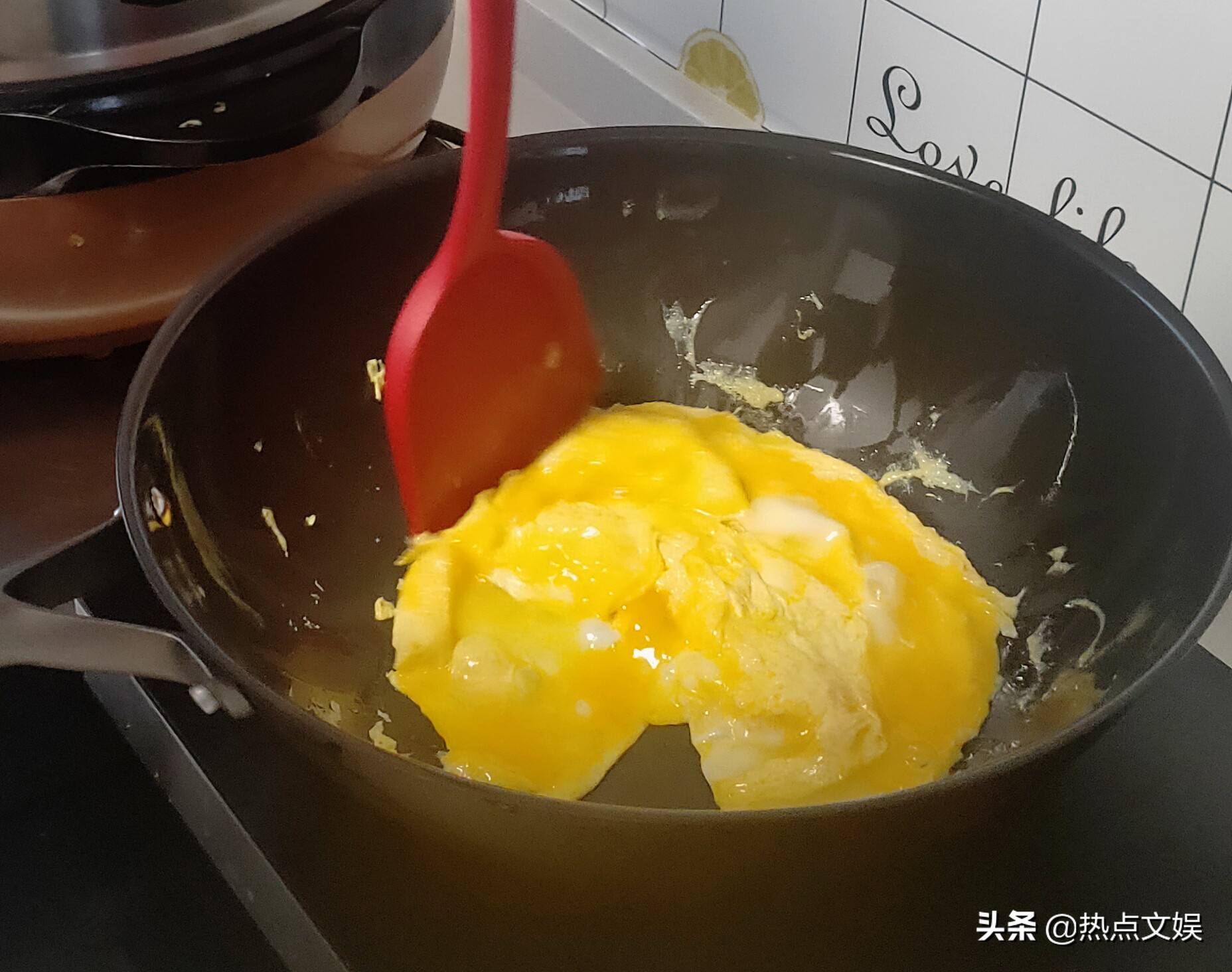 三禾彩瓷锅具,三禾锅具晶铁系列