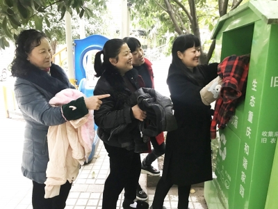 做回收旧衣服赚钱吗,哪里回收旧衣服可以赚钱的