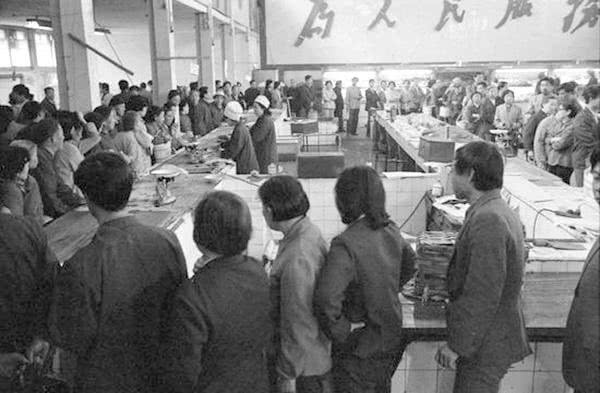 购物方式的演变过程图片,购物方式及演变