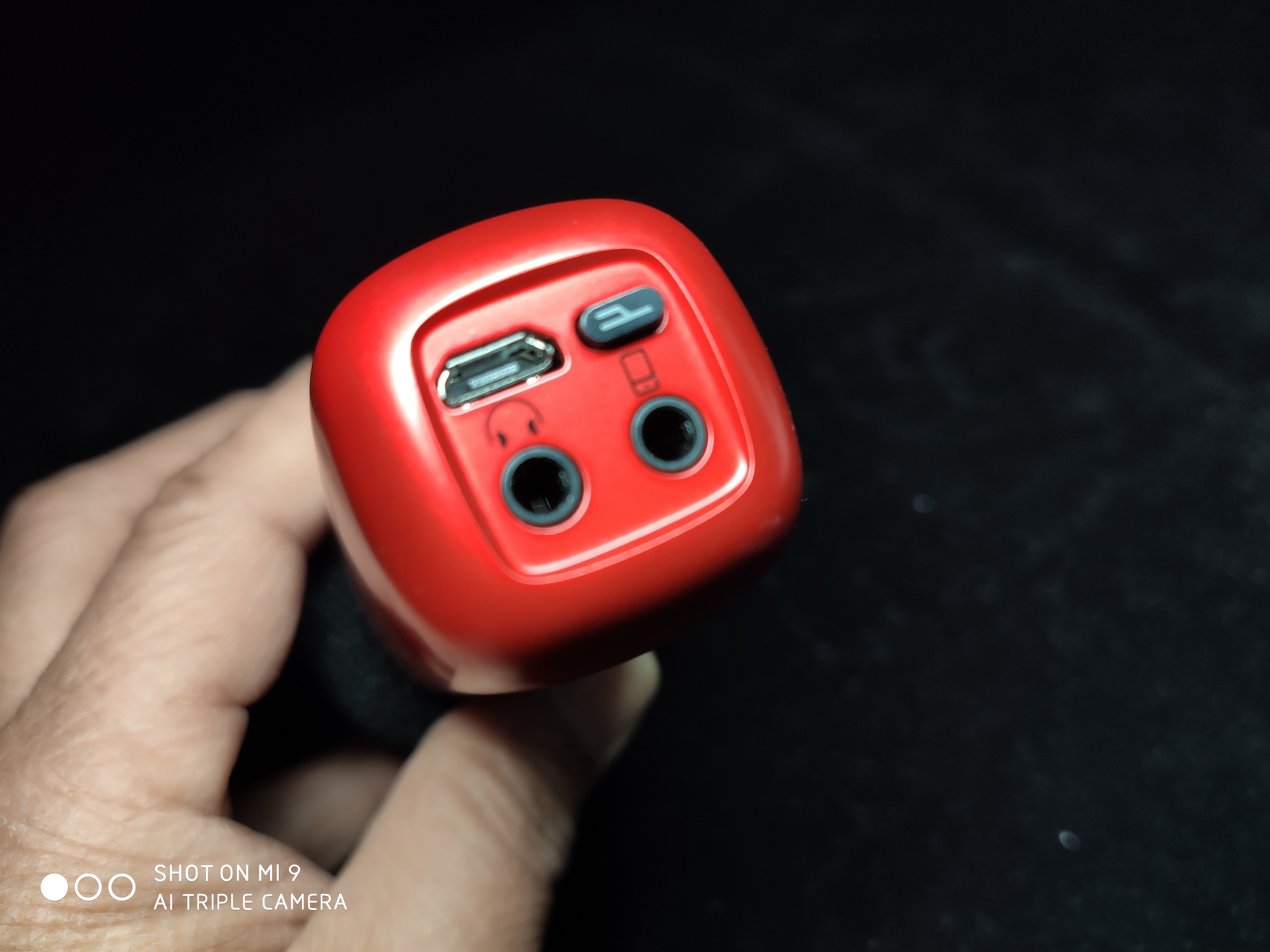 唱吧bach麦克风和c1麦克风哪个好,唱吧c1口碑最好的k歌麦克风