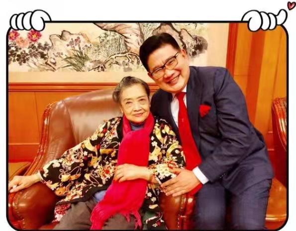 歌唱家朱逢博简历,歌唱家朱逢博的近况