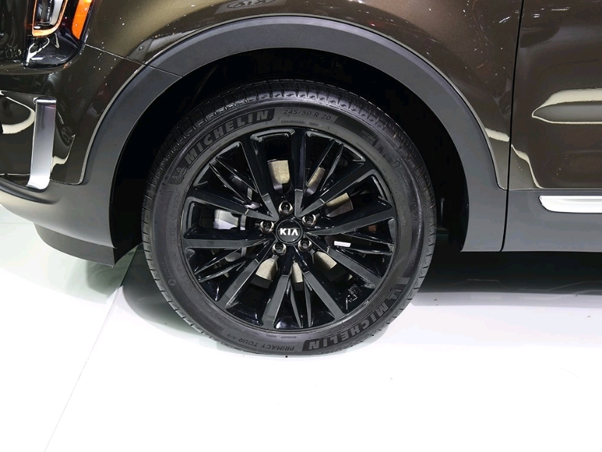 起亚四驱越野车有哪几款车型,起亚最新越野车七座