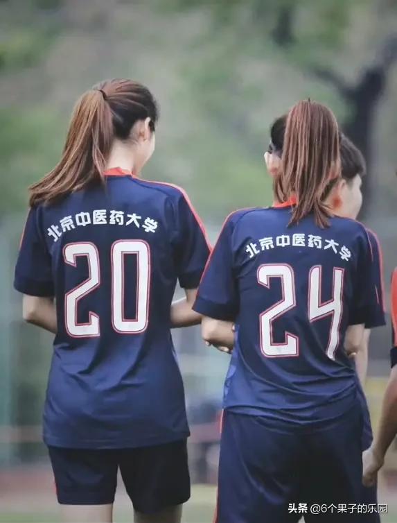 姜明佐姜明佑是什么关系,天津泰达姐妹花