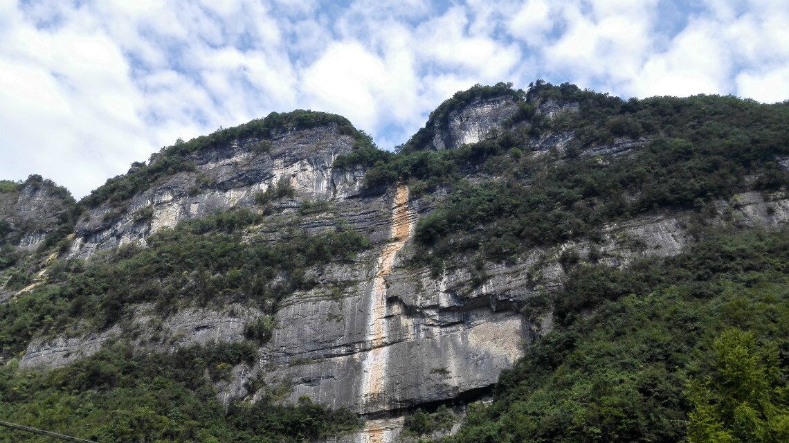 西漂湾瀑布群,建始西漂湾瀑布群