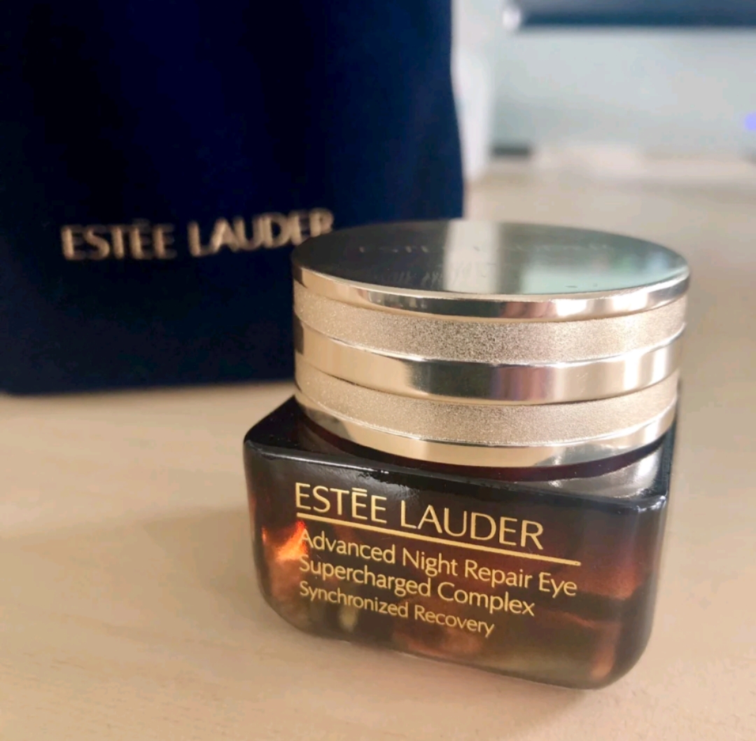 蓝鱼子和科颜氏眼霜哪个好用,科氏保湿眼霜