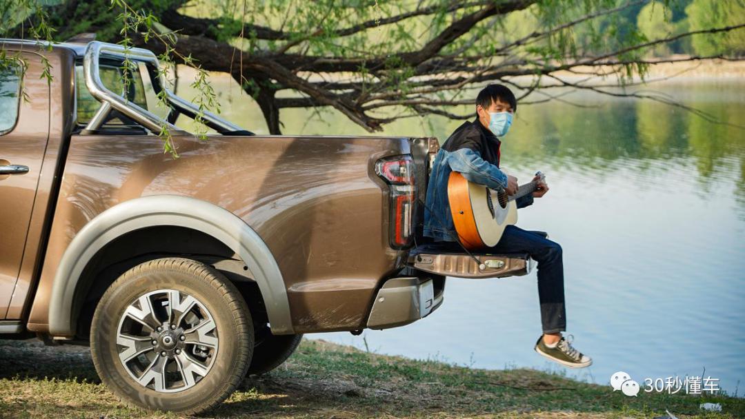 为什么皮卡比suv还好,农村人买皮卡与suv哪个更实用