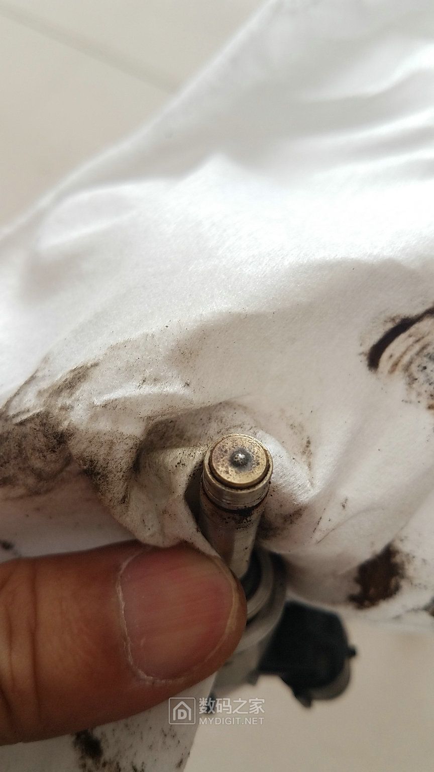 马自达阿特兹4s店喷油嘴清洗视频,马自达阿特兹清洗积碳全过程视频