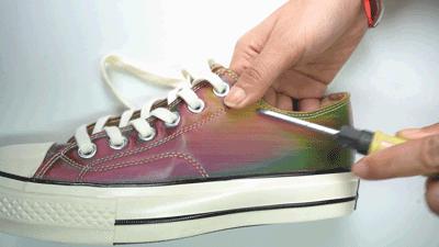 这双5D“变色鞋”火了，让光来决定颜色，做这条gai上最亮的崽