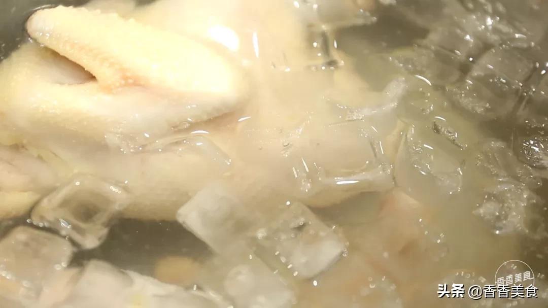 不炒不炸蒸着吃的做法,脆皮鸡怎么做才不腻