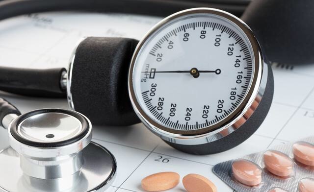 他汀类降血脂药什么时候吃最好,降血脂的他汀药什么时间吃比较好