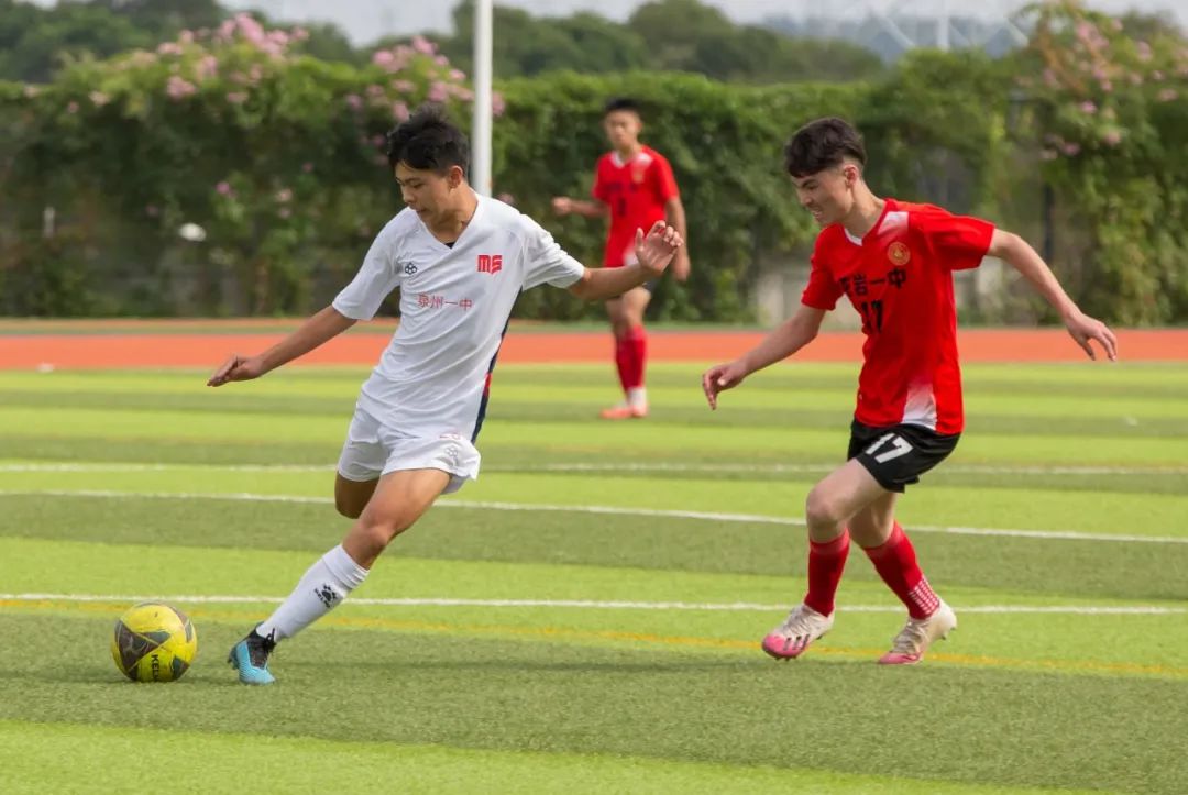 第一届青少年足球联赛总决赛,绿荫中学生足球比赛