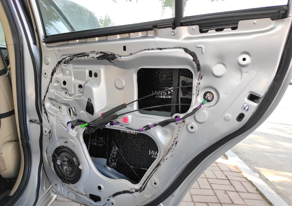 丰田威驰全车隔音多少钱,威驰四门隔音教程