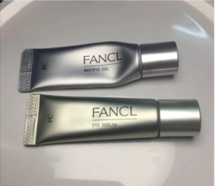 剁手不踩雷,2021年含有禁忌成分的热门眼霜,真不适合孕妇用