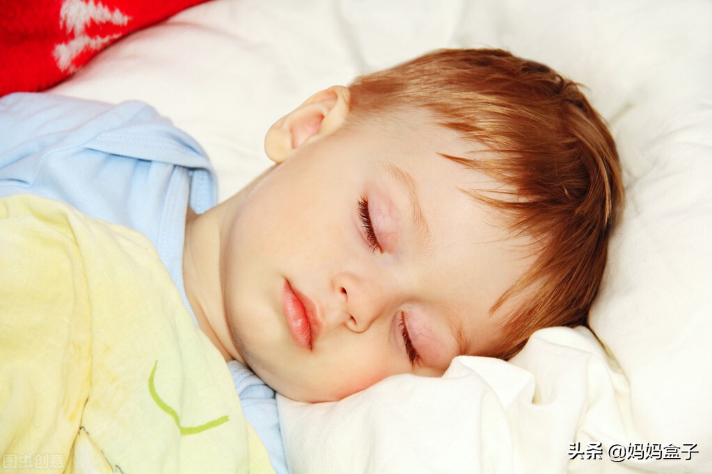 怎么调整3月龄宝宝的睡眠,6月龄宝宝睡眠规律