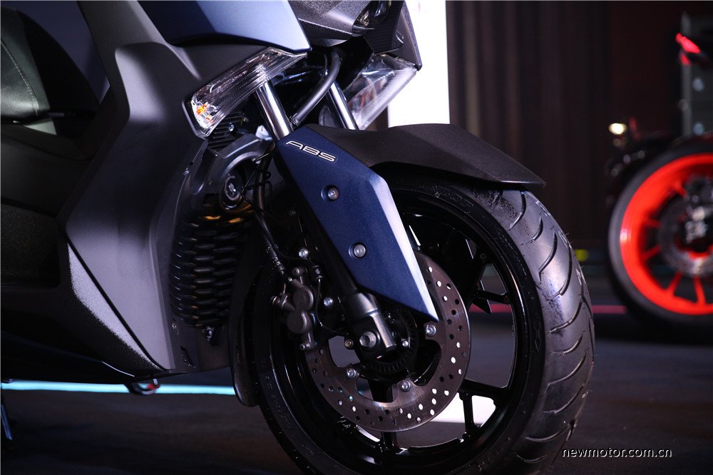 最新款雅马哈xmax300多少钱,23款雅马哈xmax300南通现车