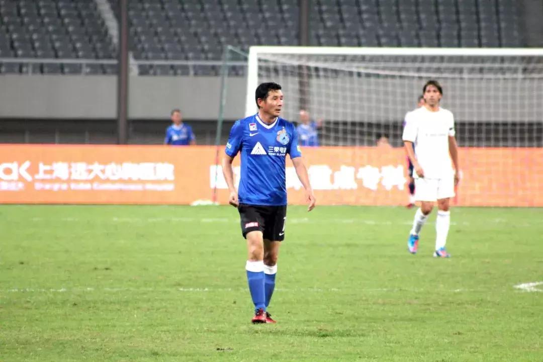 在外地漂泊多年终于回来了,在外漂泊了几十年终于回家了