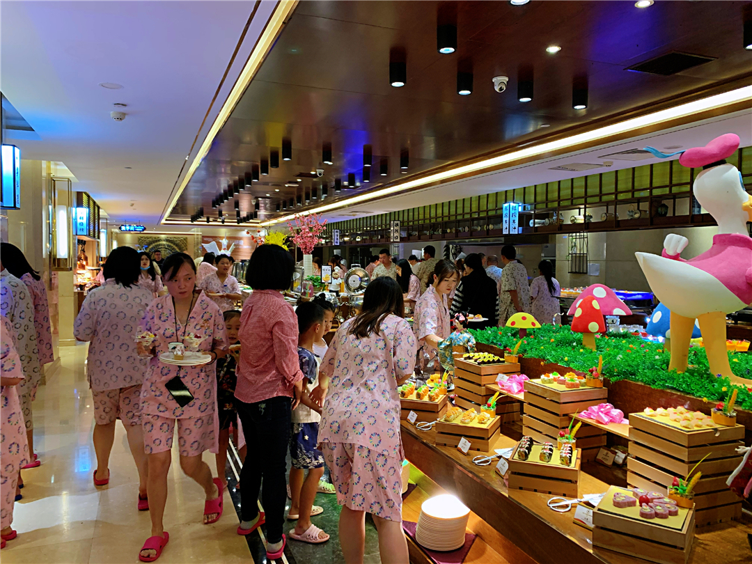 长春国信南山温泉酒店有没有汗蒸,2个亿建的温泉