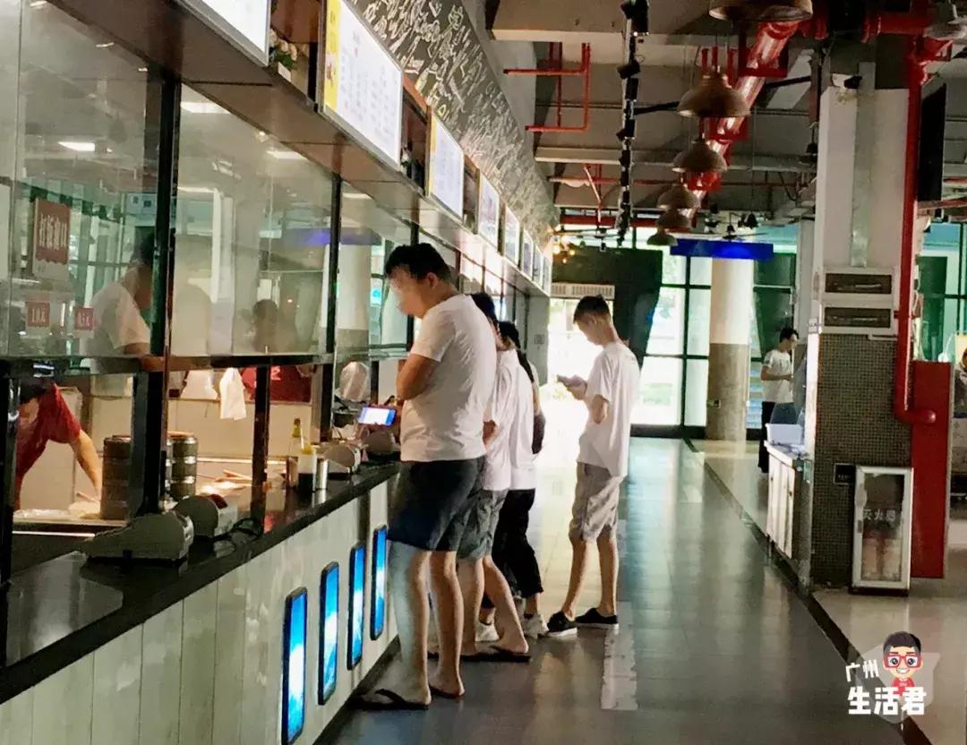 全国飞机最多的大学,中国有多少航空学校