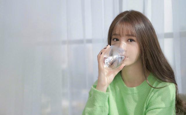 张馨予代购是真是假,张馨予找代购被骗晒出聊天记录